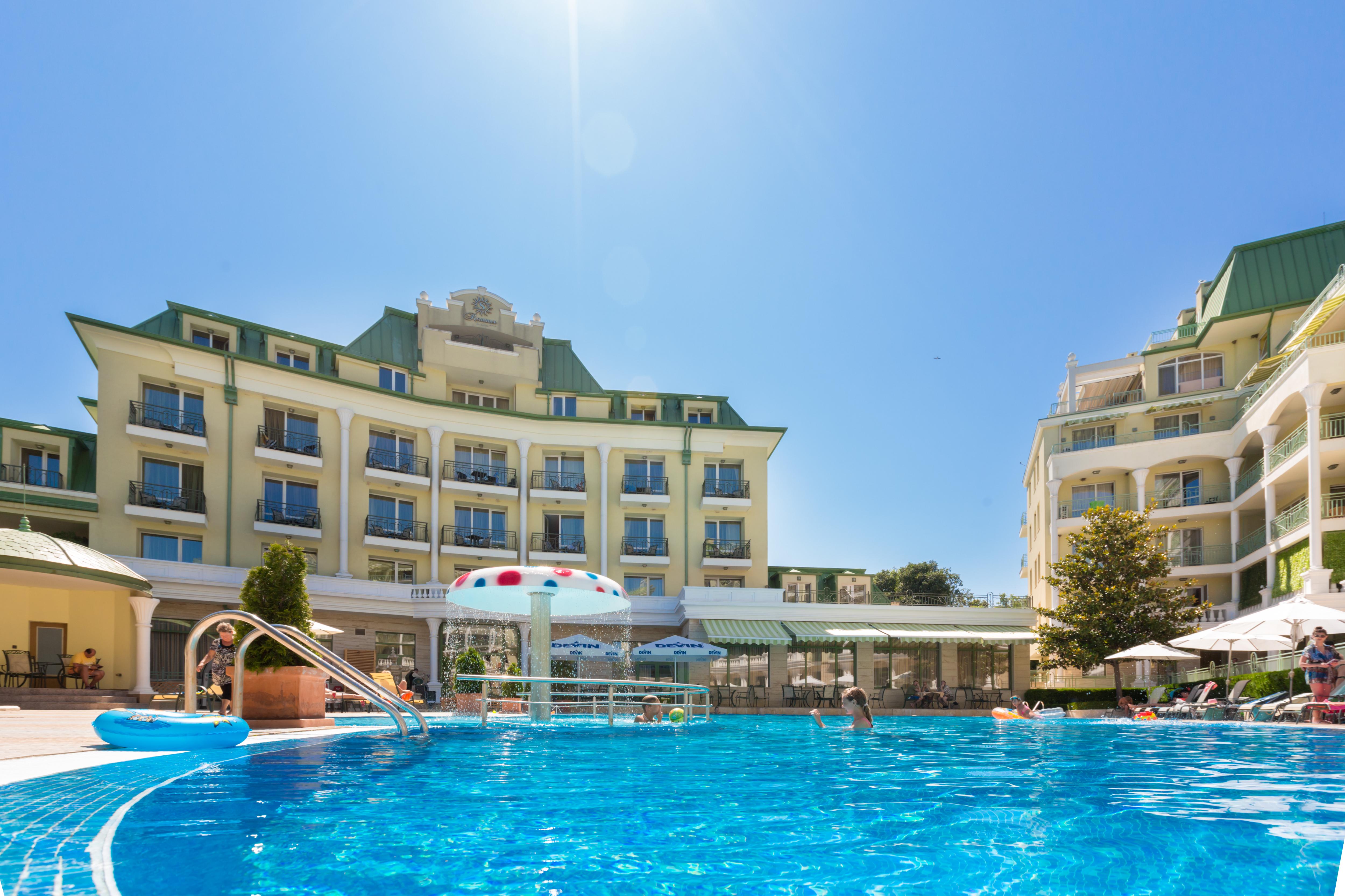 Romance Hotel And Family Suites Sveti Konstantin Buitenkant foto