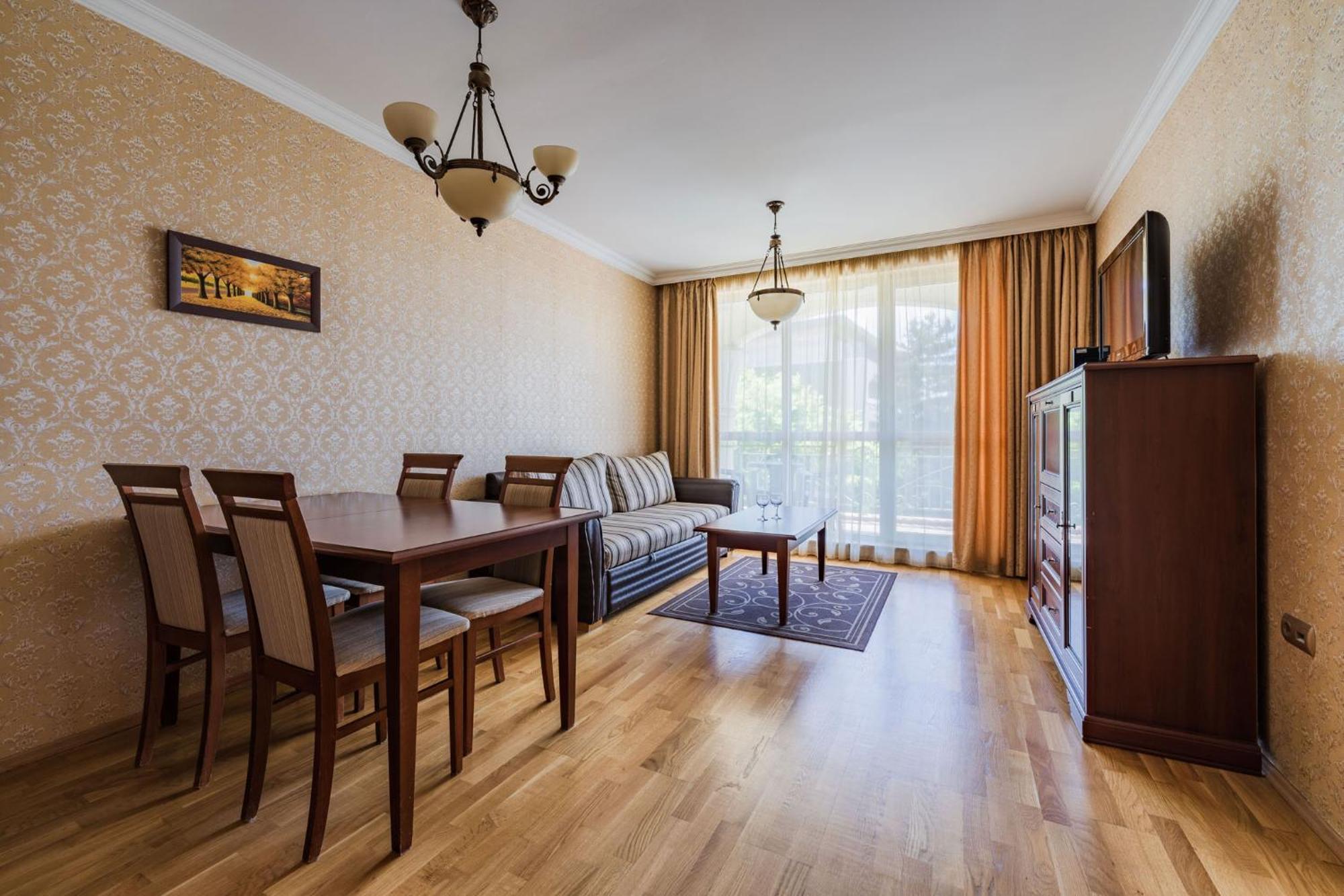 Romance Hotel And Family Suites Sveti Konstantin Buitenkant foto